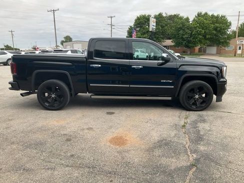 Used 2016 GMC Sierra 1500 Denali w/ Enhanced Driver Alert Package AWD/4WD image 4
