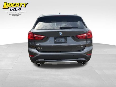 Used 2021 BMW X1 xDrive28i w/ Convenience Package AWD/4WD image 6