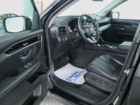 Used 2024 Honda Pilot EX-L image 3