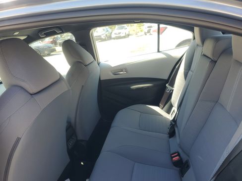 Certified 2024 Toyota Corolla SE FWD image 11