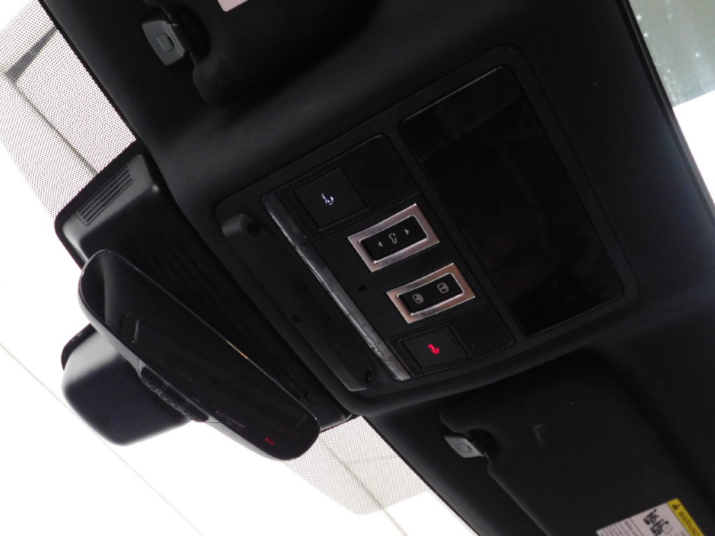 Used 2023 Jaguar F-PACE R-Dynamic S AWD/4WD image 58