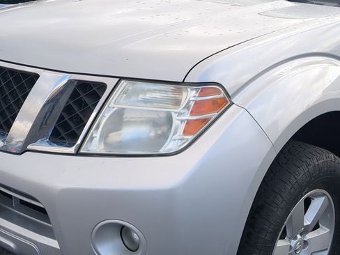 Used 2011 Nissan Pathfinder SV w/ Protection Pkg image 12