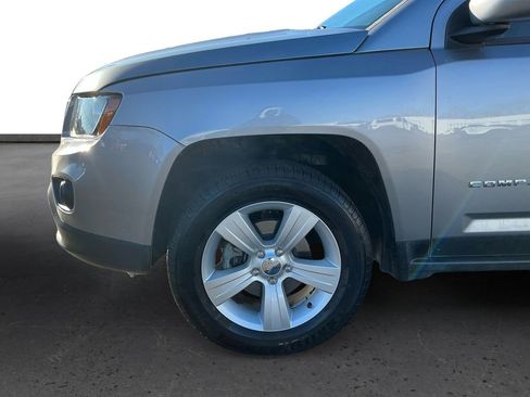Used 2015 Jeep Compass Latitude image 13