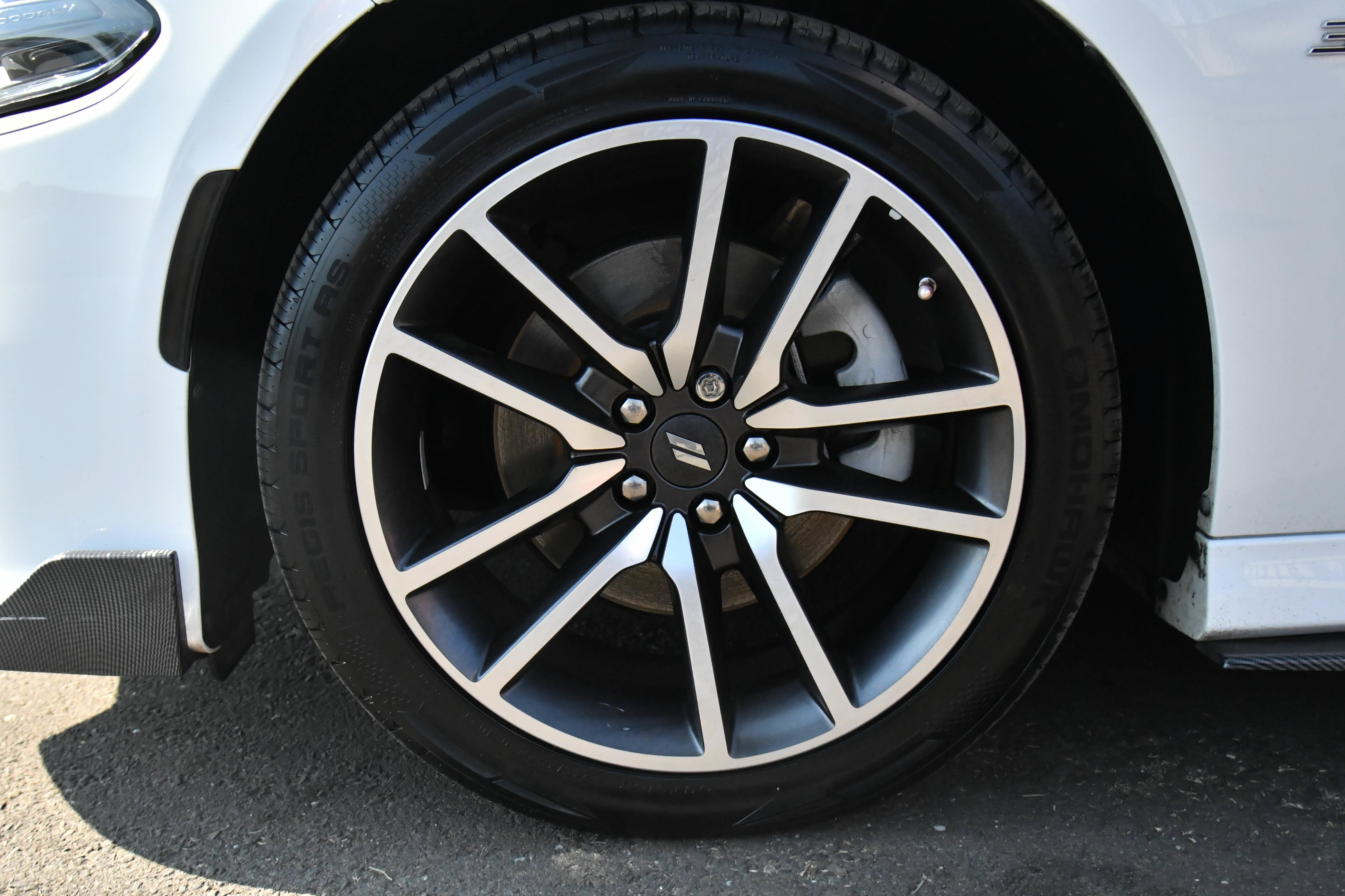 Used 2023 Dodge Charger R/T w/ Plus Group RWD image 12