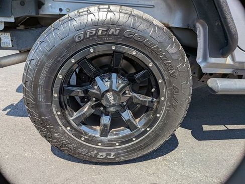 Used 2015 Jeep Wrangler Unlimited Sport w/ Quick Order Package 24S image 9