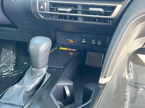 Certified 2025 Toyota Camry LE image 22