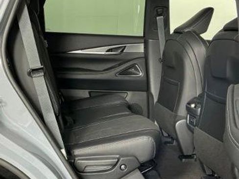 Certified 2027 INFINITI QX60 Luxe w/ Cargo Package FWD image 26