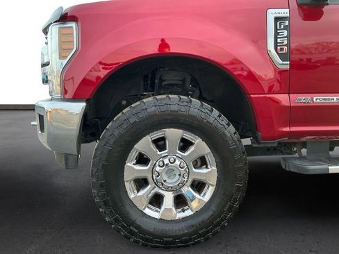 Used 2018 Ford F350 Lariat w/ Chrome Package image 13