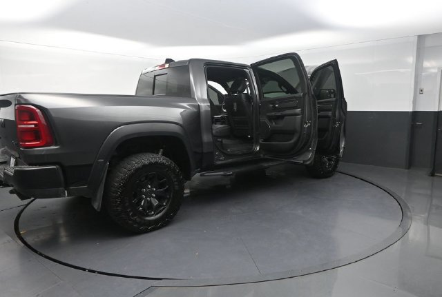 Used 2025 RAM 1500 RHO AWD/4WD image 34
