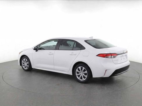 Used 2023 Toyota Corolla LE FWD image 4