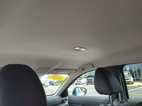 Used 2026 Nissan Kicks SR FWD image 30
