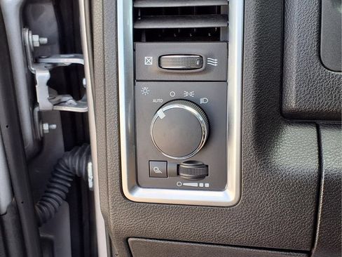 Used 2024 RAM 1500 Classic SLT RWD image 21