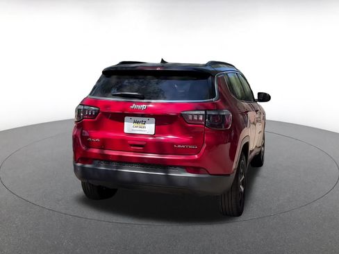 Used 2025 Jeep Compass Limited image 15