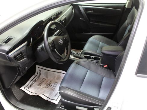 Used 2014 Toyota Corolla S w/ Driver Convenience Package image 8