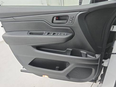 Certified 2024 Honda Odyssey Sport image 28