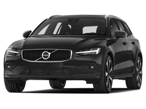 Certified 2025 Volvo V60 B5 Cross Country Plus image 1