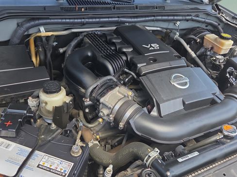 Used 2016 Nissan Frontier SV w/ SV Value Truck Package RWD image 18