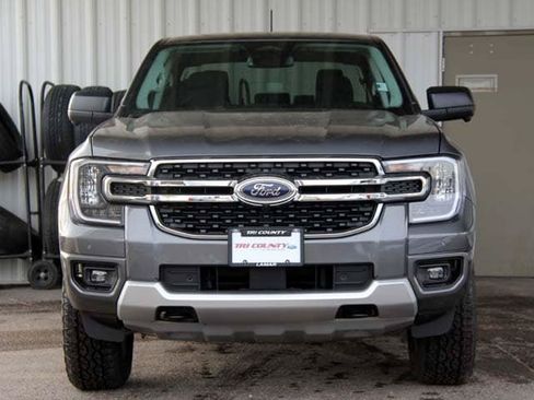 New 2025 Ford Ranger XLT w/ FX4 Off-Road Package AWD/4WD image 2
