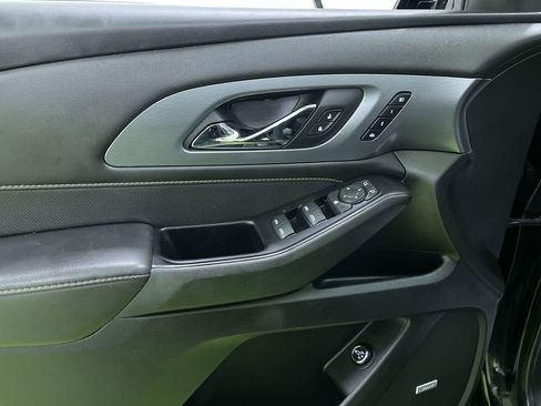 Used 2020 Chevrolet Traverse Premier w/ Redline Edition image 16