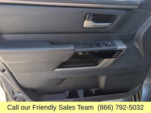 Used 2023 Toyota Tundra Limited AWD/4WD image 13