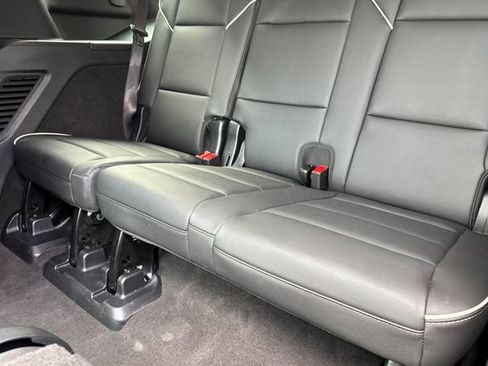 Certified 2025 Cadillac Escalade Premium Luxury image 15