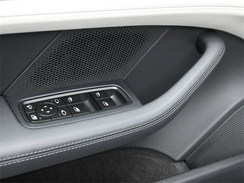 New 2025 Porsche Taycan image 16