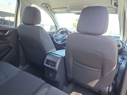 Used 2024 Chevrolet Equinox LT FWD image 16