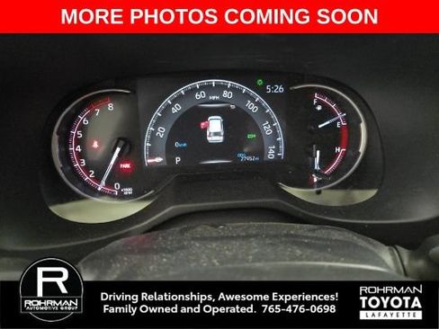 Used 2024 Toyota RAV4 XLE FWD image 9