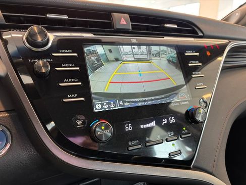 Used 2018 Toyota Camry XLE w/ Audio Package FWD image 20