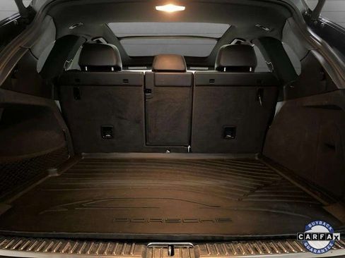 Used 2014 Porsche Cayenne S image 83