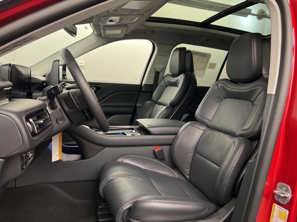 Used 2026 Lincoln Aviator Reserve AWD/4WD image 29