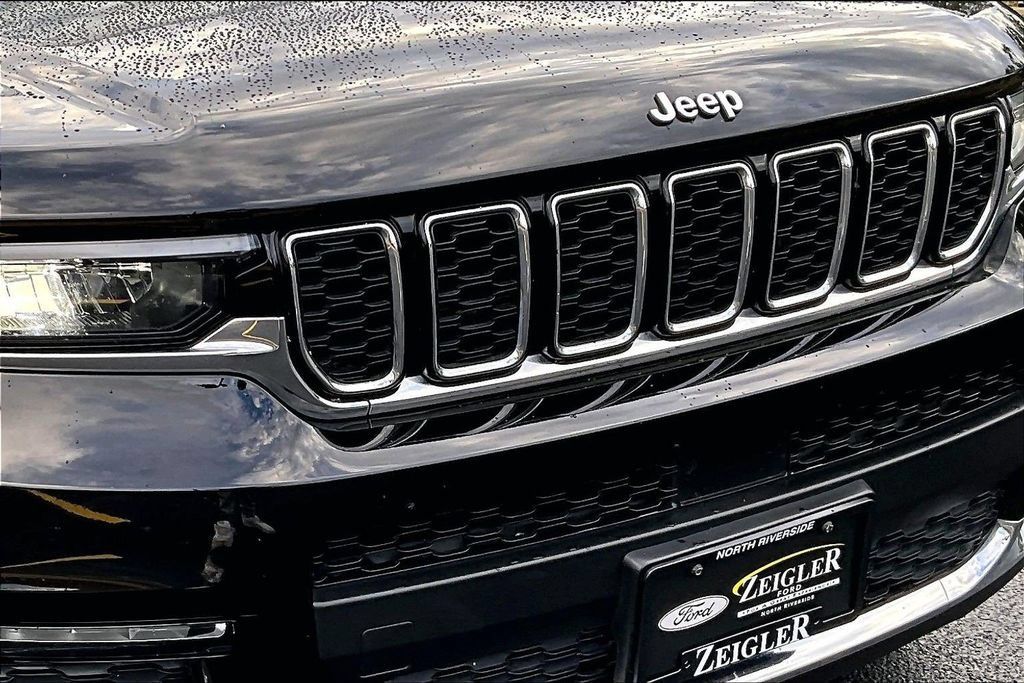 Used 2021 Jeep Grand Cherokee L Limited AWD/4WD image 31