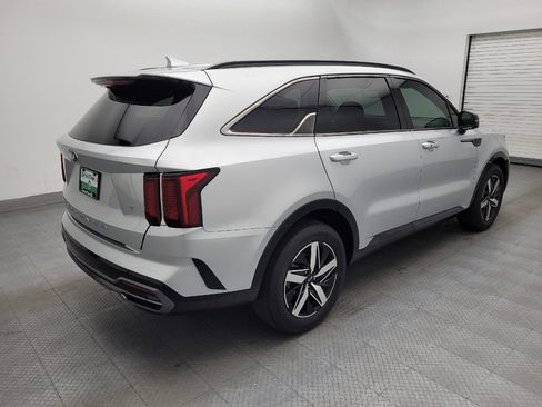 Used 2021 Kia Sorento S FWD image 9