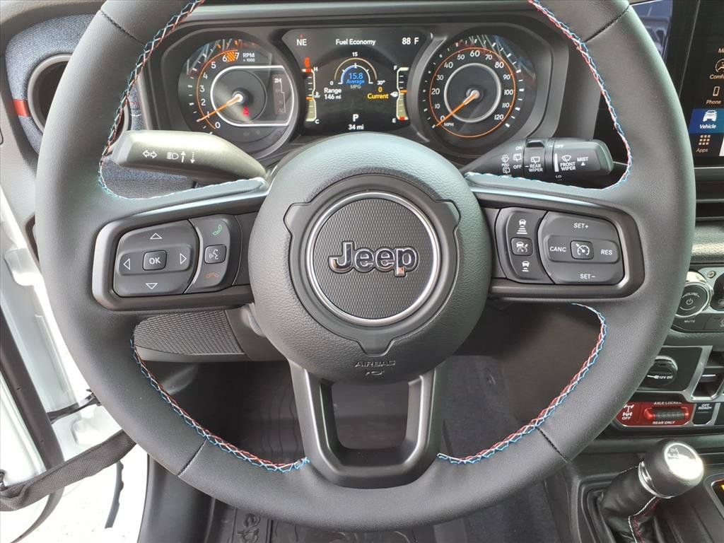 New 2026 Jeep Wrangler Unlimited Sport w/ Dual Top Group AWD/4WD image 23
