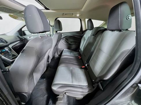 Used 2016 Ford Escape SE w/ Equipment Group 201A FWD image 21