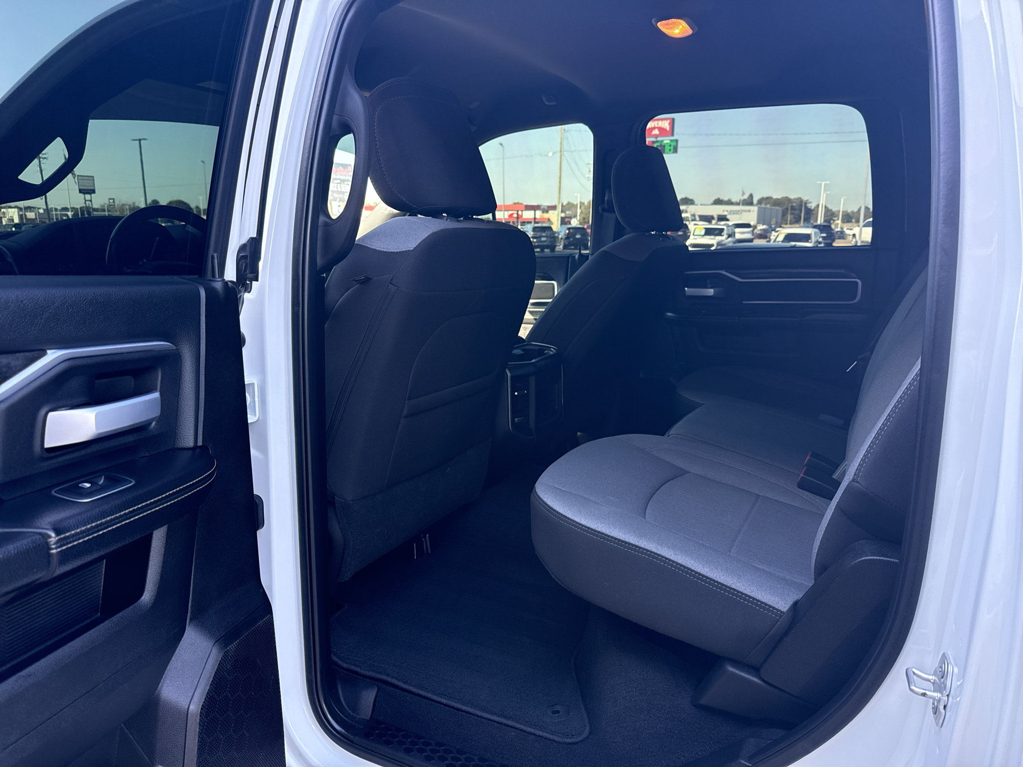 Used 2024 RAM 2500 Big Horn w/ Off Road Package AWD/4WD image 16