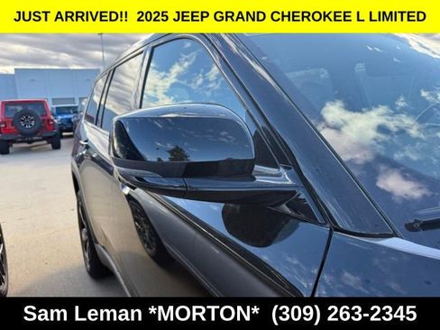 New 2025 Jeep Grand Cherokee L Limited image 6