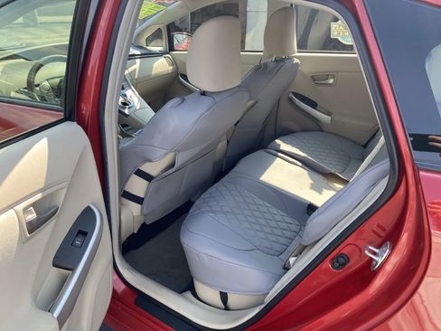 Used 2014 Toyota Prius image 15