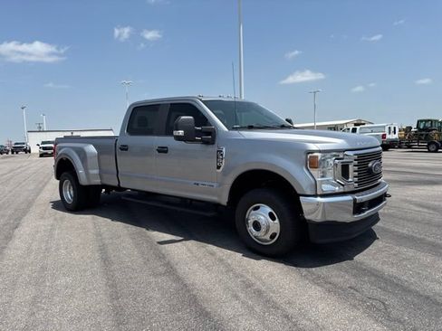 Used 2020 Ford F350 XL w/ STX Appearance Package AWD/4WD image 3