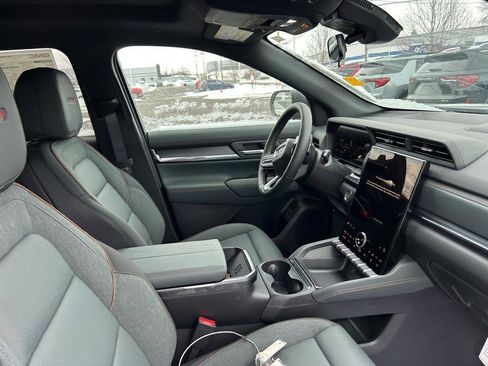 New 2026 GMC Terrain AT4 w/ Convenience Package III image 18