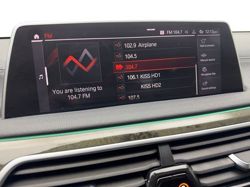 Used 2022 BMW 740i RWD image 64