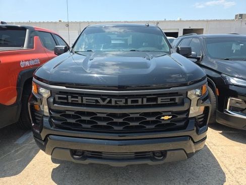 Used 2022 Chevrolet Silverado 1500 Custom RWD image 8