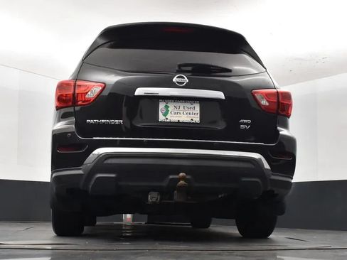 Used 2017 Nissan Pathfinder SV AWD/4WD image 13