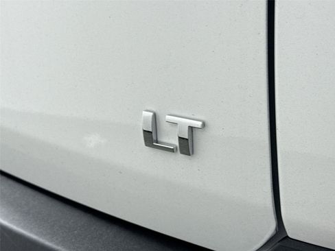 Used 2020 Chevrolet Traverse LT image 10