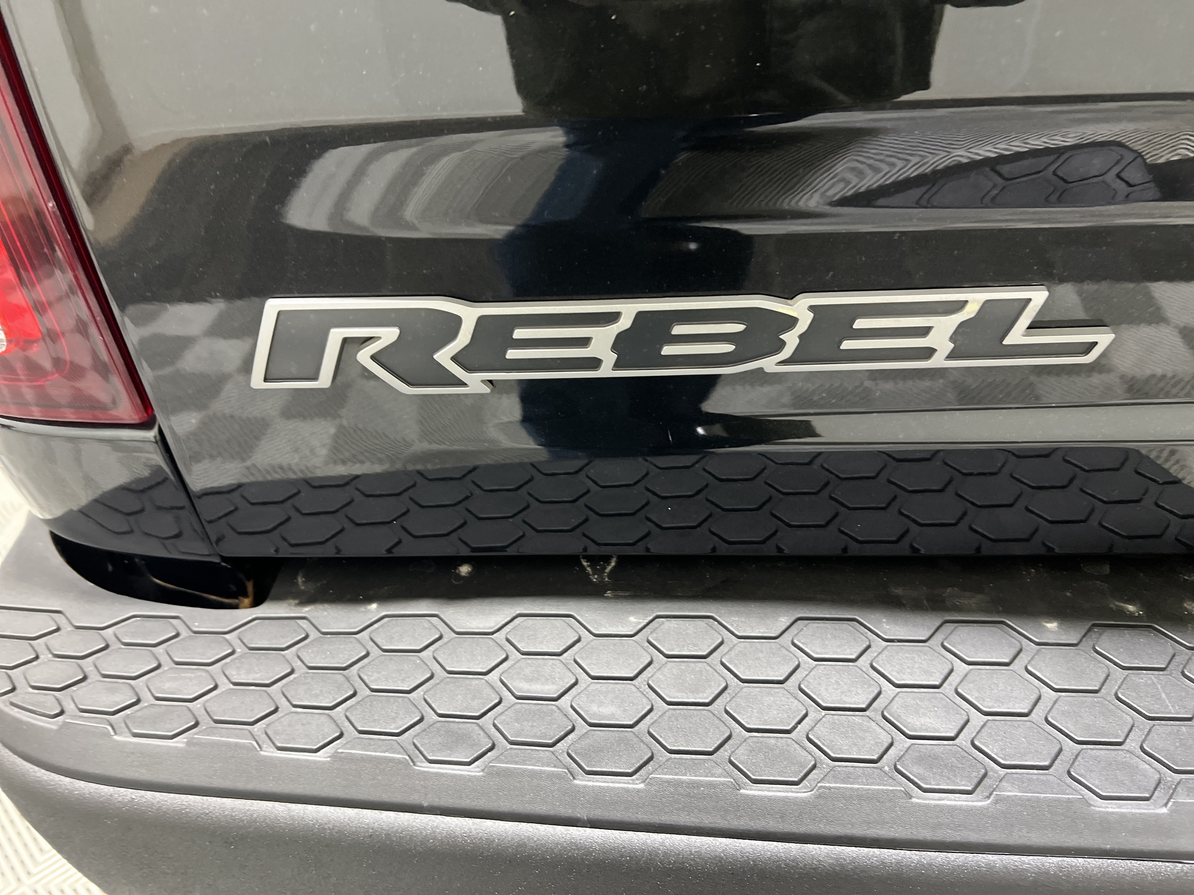 Used 2017 RAM 1500 Rebel AWD/4WD image 5
