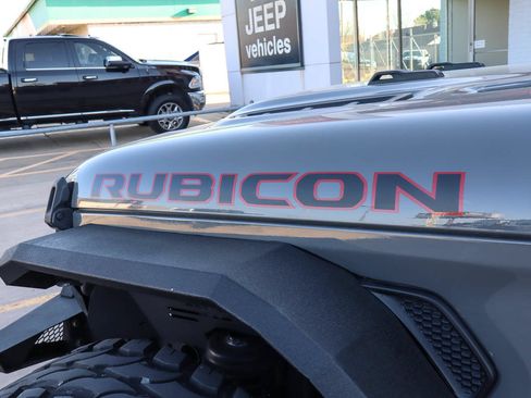 Used 2021 Jeep Wrangler Unlimited Rubicon AWD/4WD image 21