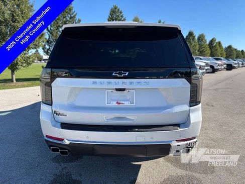 New 2025 Chevrolet Suburban High Country image 4