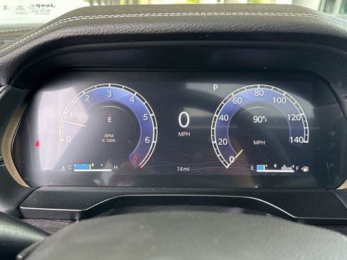 New 2025 Jeep Grand Cherokee L Limited w/ Luxury Tech Group II image 21