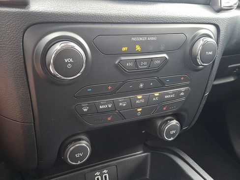 Used 2019 Ford Ranger Lariat w/ Equipment Group 501A Mid AWD/4WD image 15