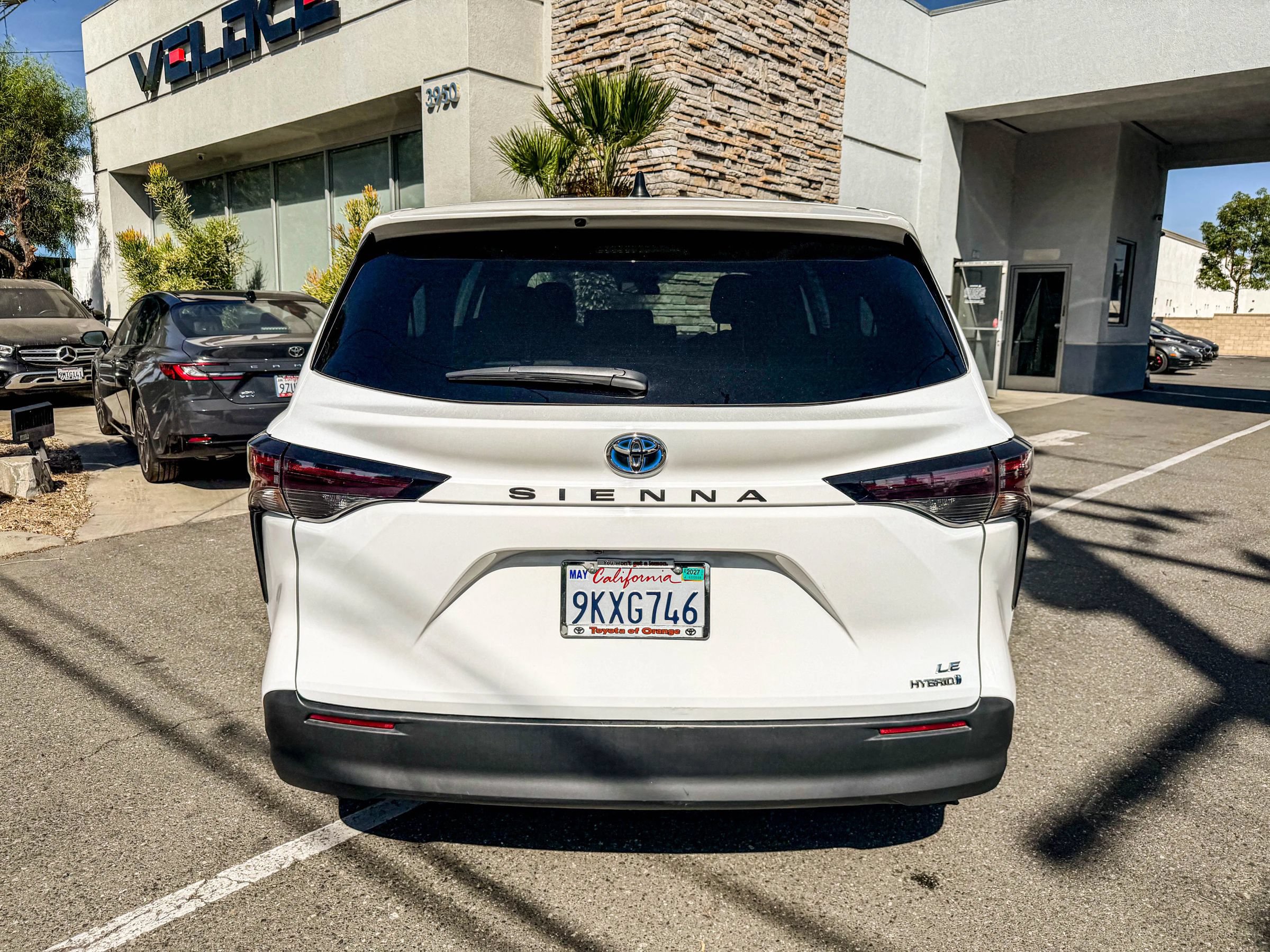 Used 2023 Toyota Sienna LE FWD image 11